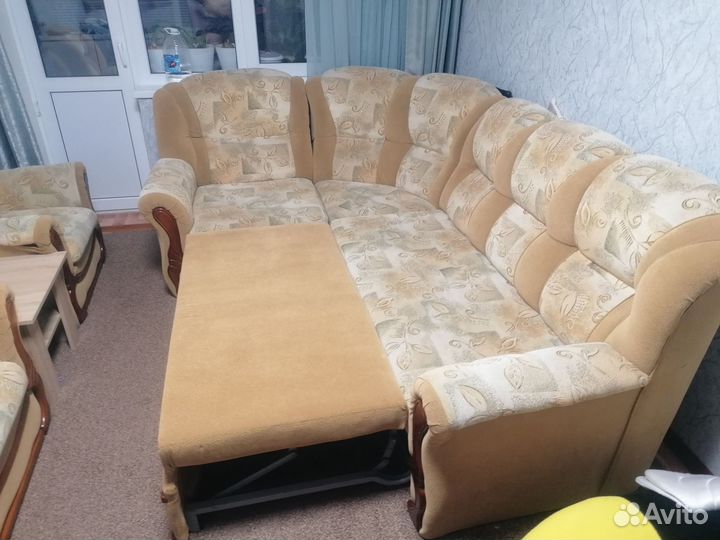 Угловой диван