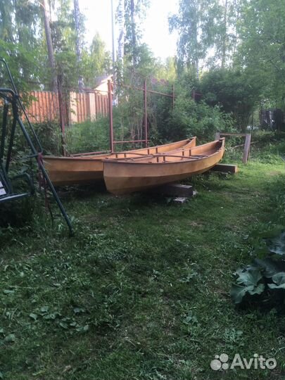 Лодка каноэ
