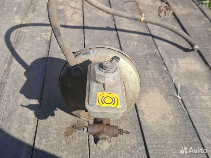 Вакуумный усилитель тормозов