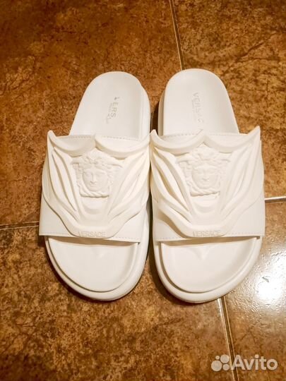 Шлепанцы женские новые 40 размер