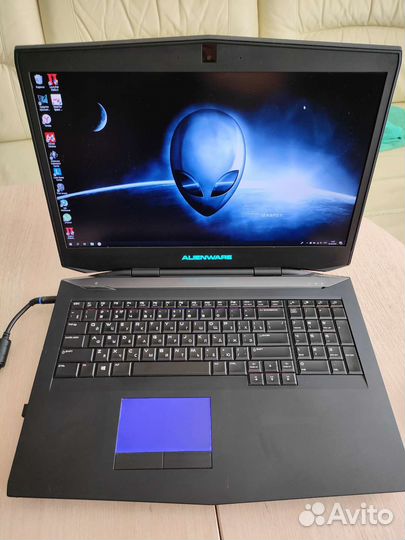 Игровой ноутбук dell alienware 17