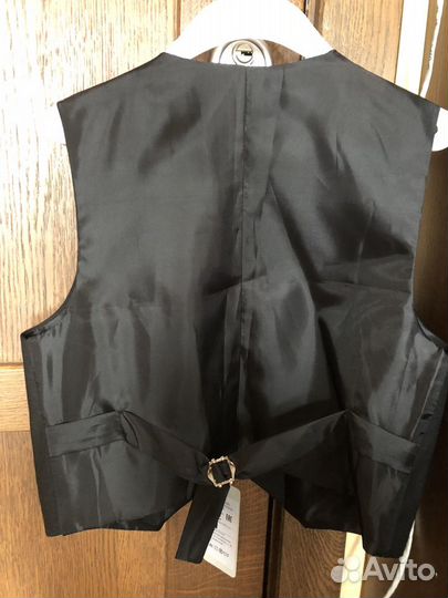 Жилет новый, школьная форма, размер 7 лет