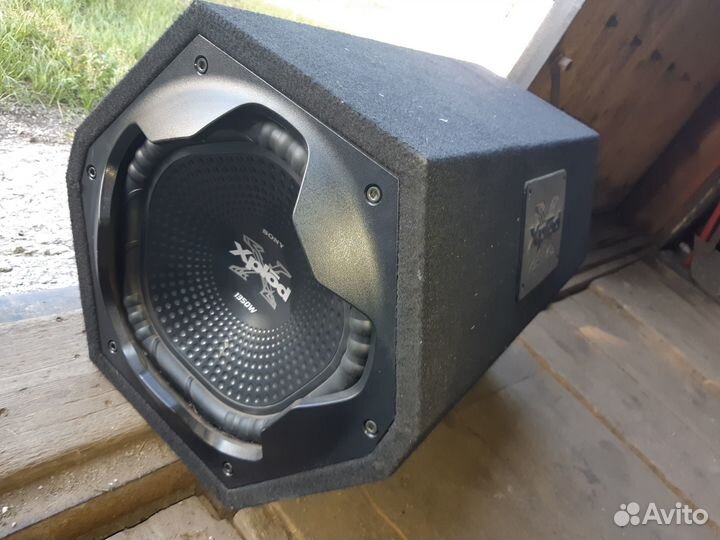 Сабвуфер Sony Xplod 1350w