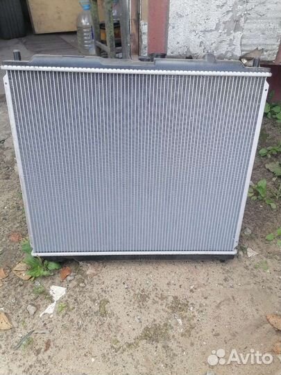 Радиатор охлаждения мицубиси паджеро