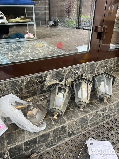 Фонарь уличный настенный пластик