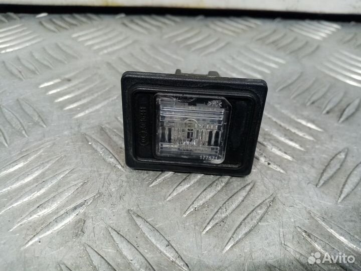 Б/У Фонарь подсветки номера#001