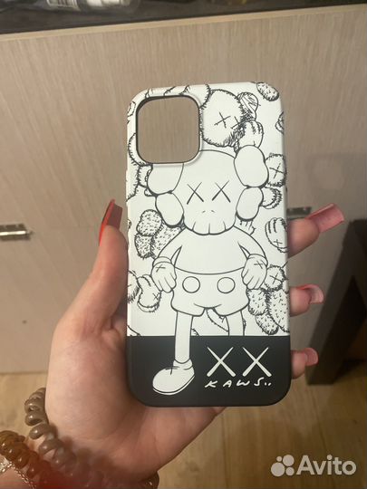 Чехол на iPhone 12