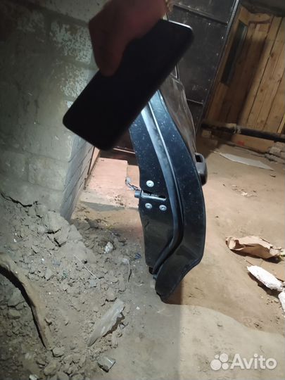 Дверь задняя правая toyota auris