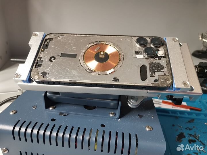 Замена задней крышки на iPhone с гарантией