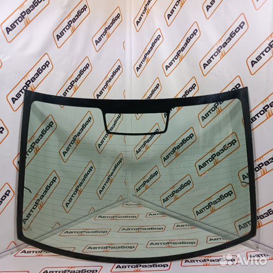 Стекло заднее Ford Focus