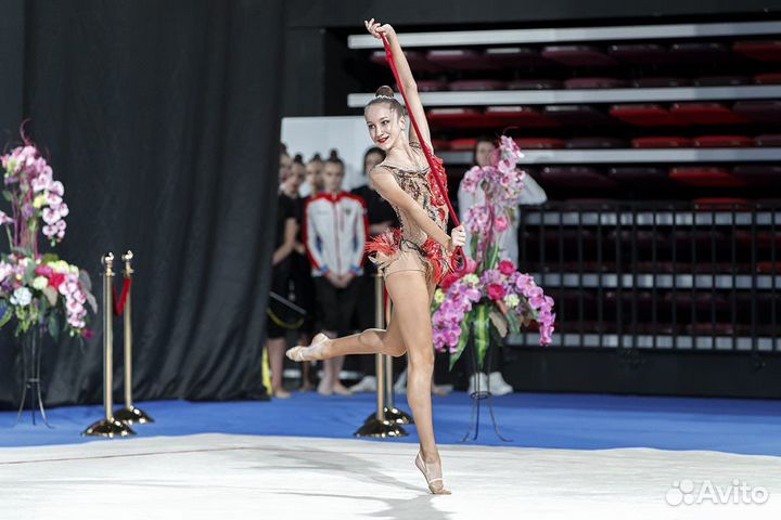 Тренер по художественной гимнастике