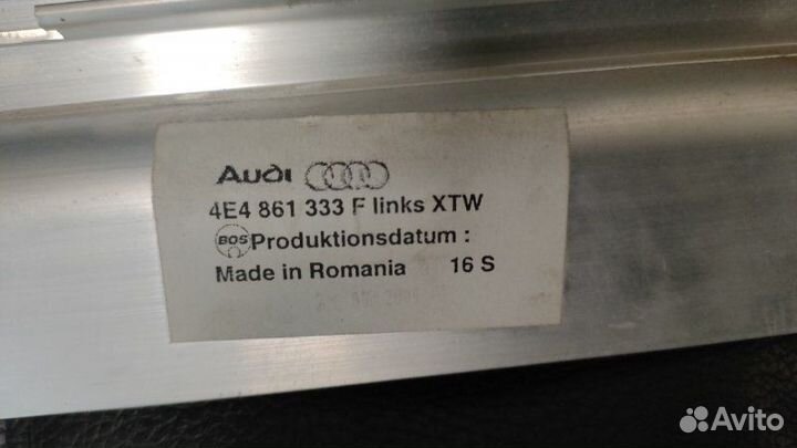 Шторка солнцезащитная задняя левая Audi A8 D3 6.0