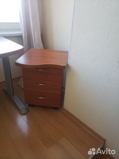 Офисная мебель бу