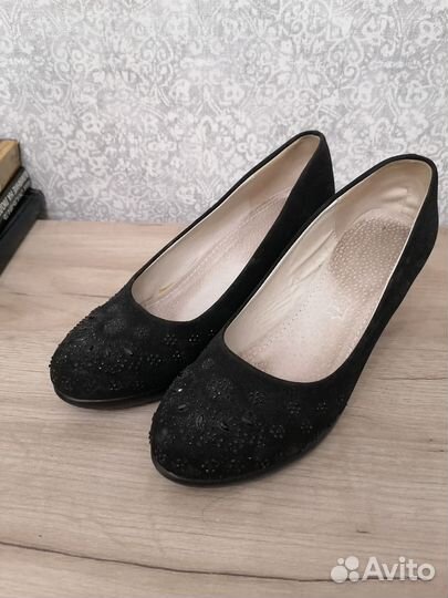 Туфли женские 39 размер бу