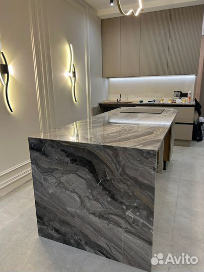 Столешница из мрамора/гранита/кварцевого агломерат