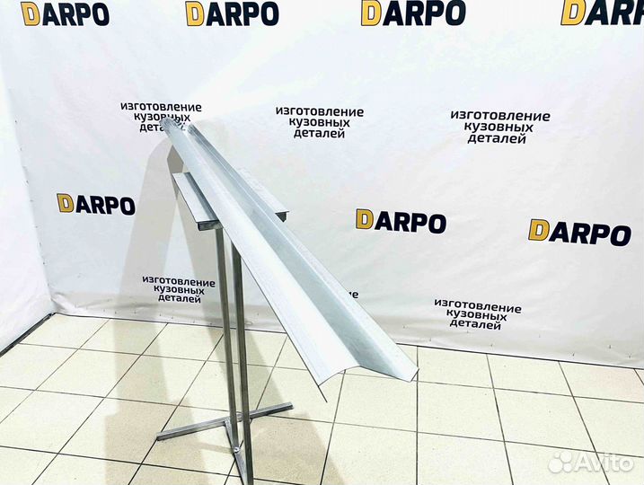 Пороги для Mazda MPV 1999-2006 (LW)