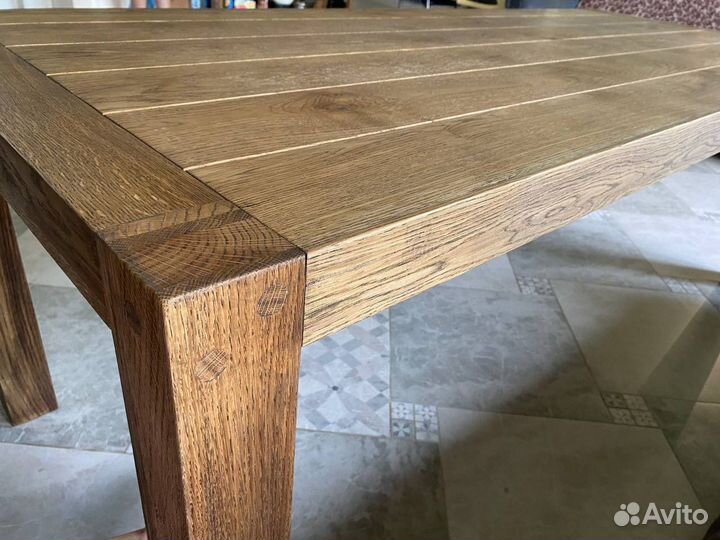 Стол из массива