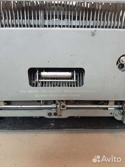 Печатная пишущая машинка VEB groma