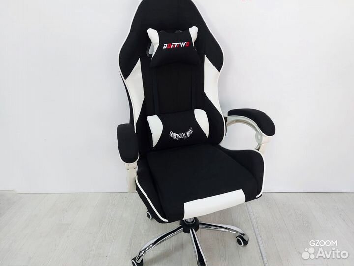 Компьютерное кресло в наличии