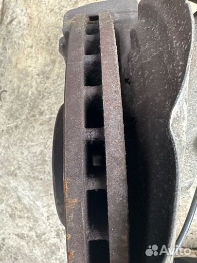 Ступица передняя правая Bmw X5 E70 M57N2 2007