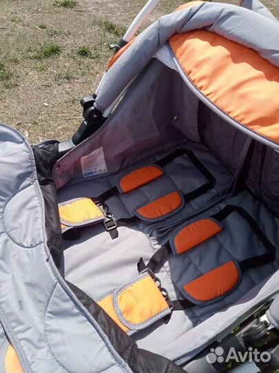 Коляска для двойни