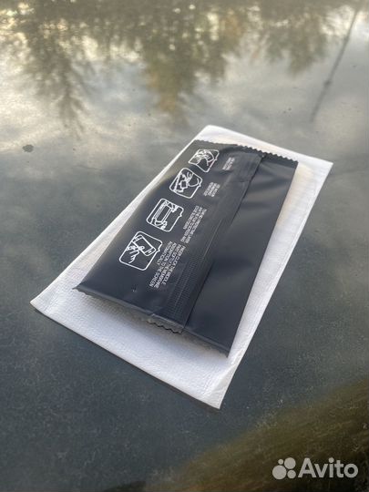 Чехол и защитное стекло на 14 Pro