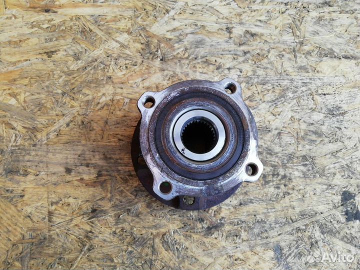 Ступица задняя правая BMW X5 F15 (2013 - 2018)