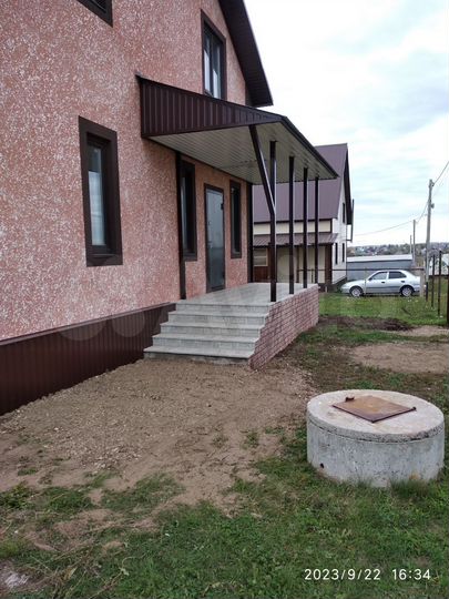 Дом 195 м² на участке 10 сот.