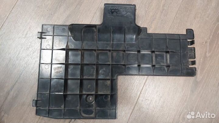 Крышка аккумулятора Mercedes Gl 320 Cdi 164