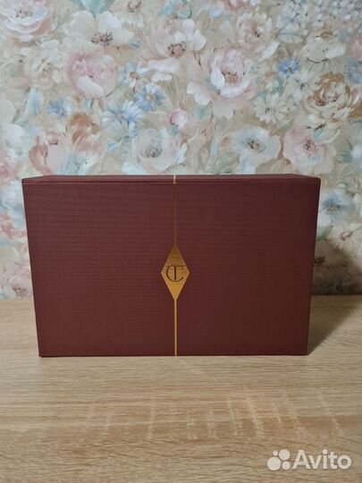 Подарочная Шкатулка Charlotte Tilbury