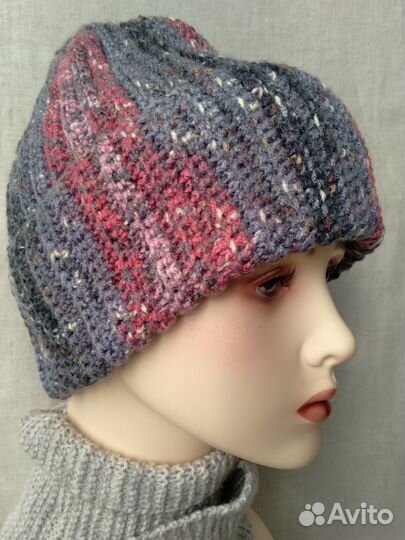 Шапочка актуального фасона ручной работы