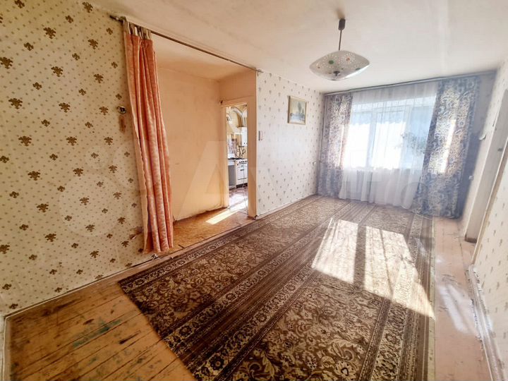 2-к. квартира, 43 м², 3/5 эт.