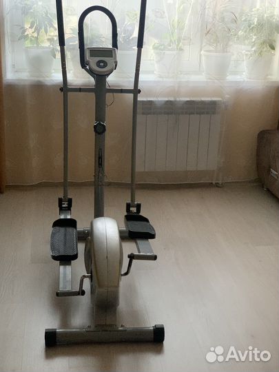 Эллиптический тренажер