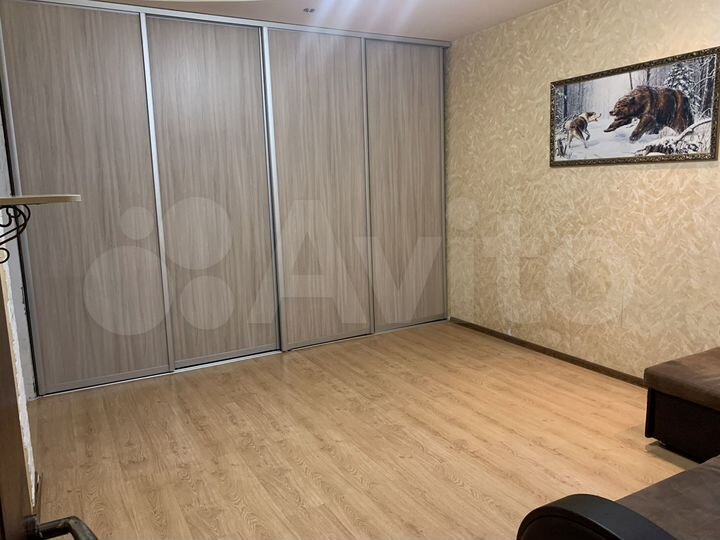 2-к. квартира, 43 м², 1/2 эт.