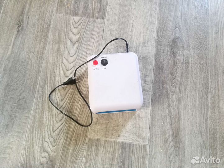 Ультрафиолетовая лампа