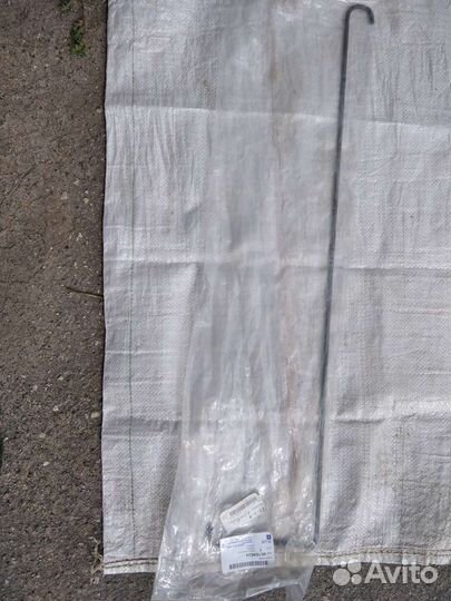 Пружина багажника