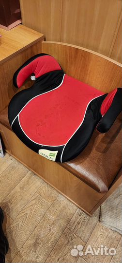 Сидение для автомобиля