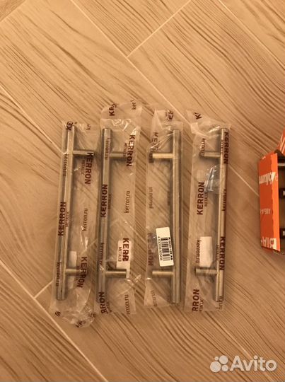 Ручка-релинг 128 мм