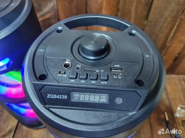 Блютуз колонка