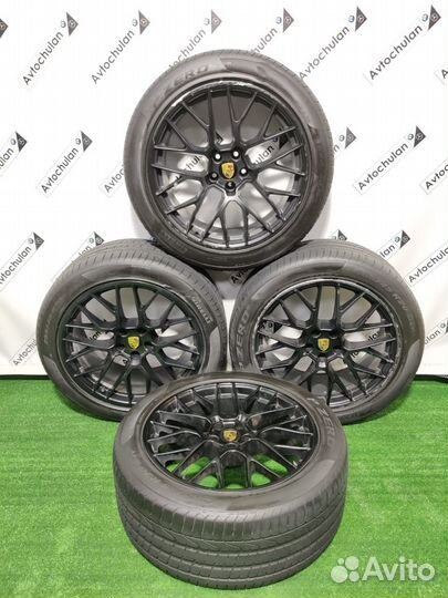 Колёса Porsche Macan GTS RS Spyder Design R20