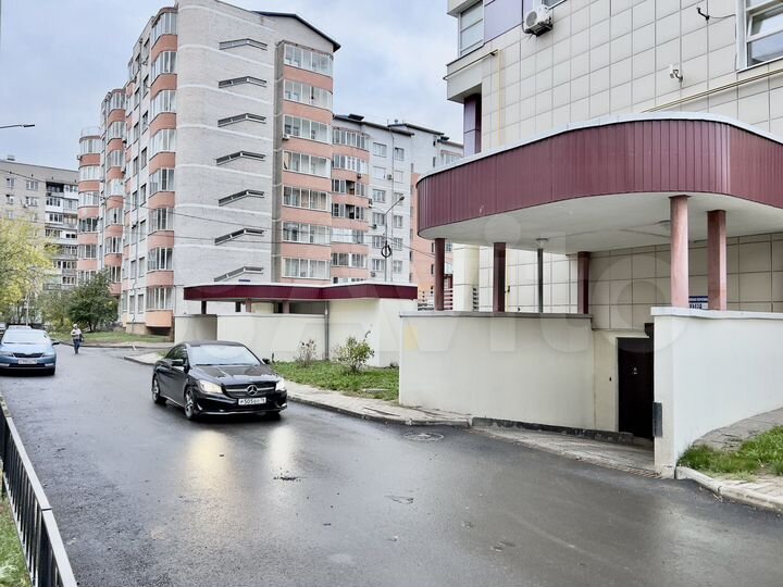 Машиноместо, 18 м²