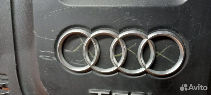Крышка двигателя Audi A4 B8/8K cdnc 2009