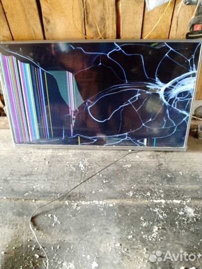 Телевизор на запчасти