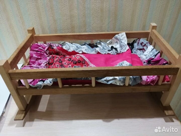 Кровать для кукол