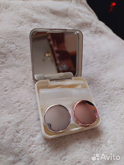 Контейнер для линз