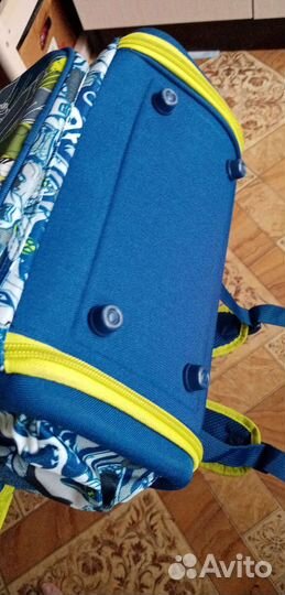 Рюкзак школьный для мальчика новый