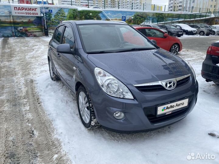 Hyundai i20 1.4 AT, 2010, 93 242 км