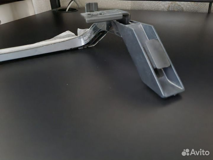 Планка настольная для телевизора тв