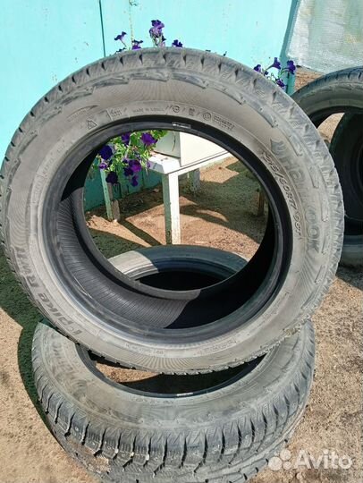 Hankook Winter I'Pike 215/60 R17