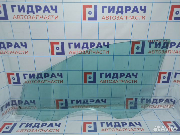 Стекло двери передней правой Volkswagen Jetta (A6)